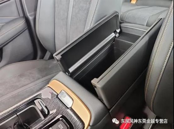 13万买宽体轿跑？暗夜奕炫MAX到店品鉴